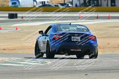 media/Nov-02-2025-Speed Ventures (Sun) [[c948a89870]]/Black/Session 2/